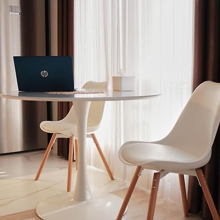 Lovely 1-Bedroom Rental Unit In Downtown Душанбе Экстерьер фото